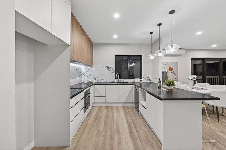 Photo of property in 4 De Velga Lane Row, Pokeno, 2402