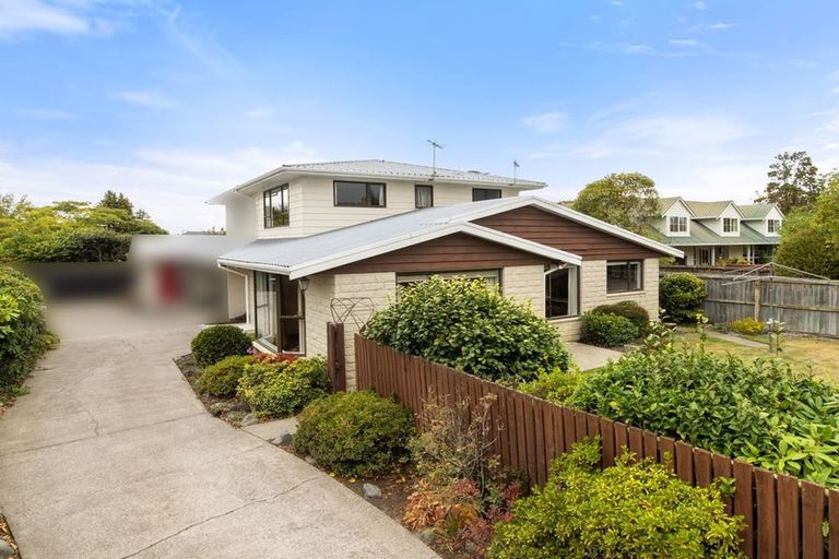 Photo of property in 1/120b Roydvale Avenue, Burnside, Christchurch, 8053