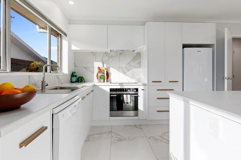 Photo of property in 15 Pembroke Drive, Bethlehem, Tauranga, 3110