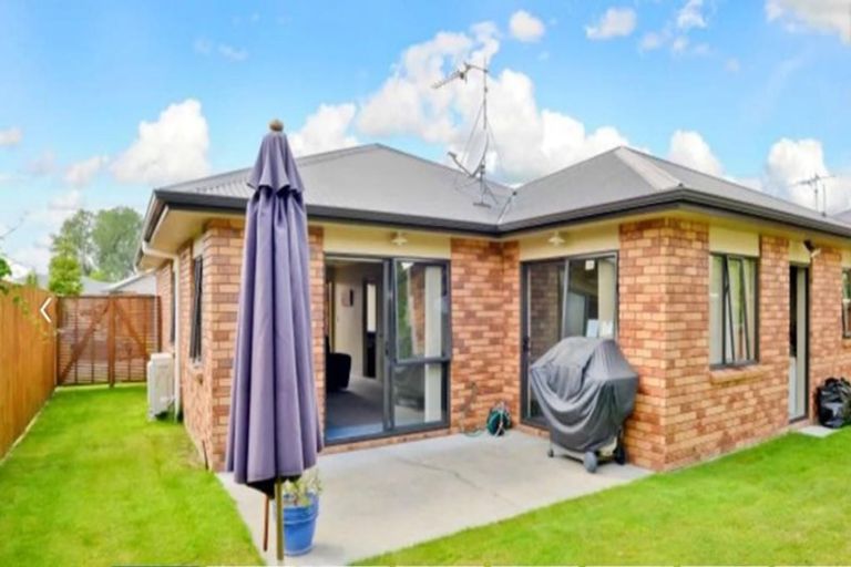 Photo of property in 13 Shrule Place, Huntington, Hamilton, 3210