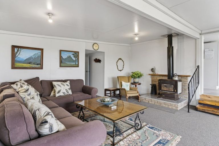 Photo of property in 63 Porter Road, Paparoa, 0571