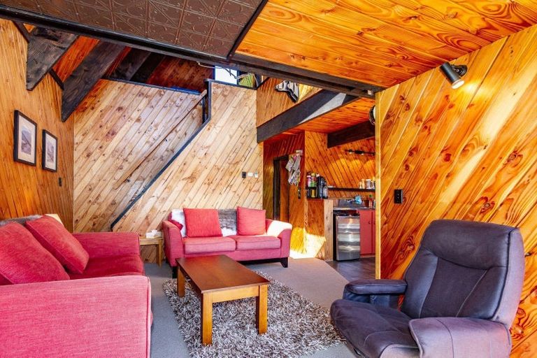 Photo of property in 9 Totara Street, Ohakune, 4625