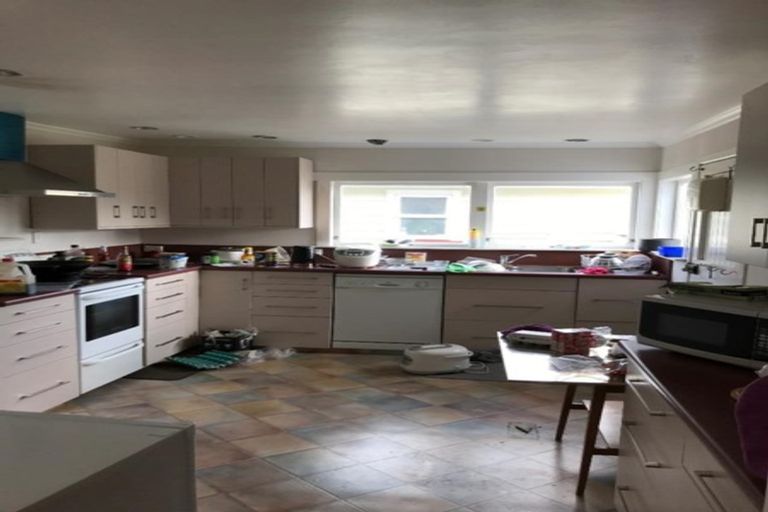 Photo of property in 131 Weraroa Road, Levin, 5510