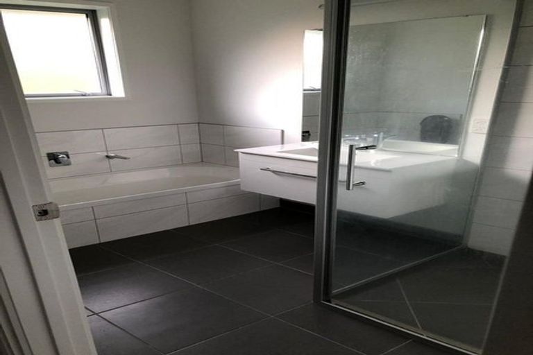 Photo of property in 79 Valley Road, Pukekohe, 2120