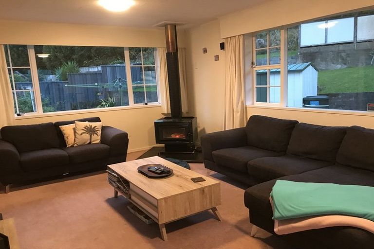 Photo of property in 13 Timaru Grove, Kelson, Lower Hutt, 5010