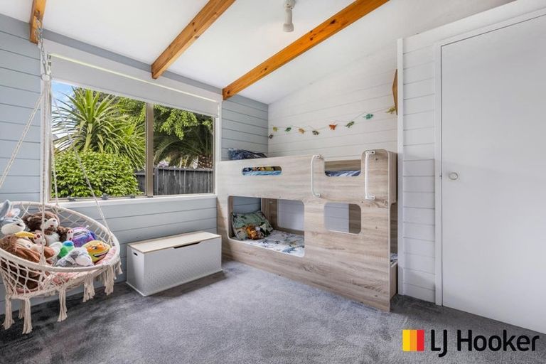 Photo of property in 2/90 Wattle Farm Road, Wattle Downs, Auckland, 2103