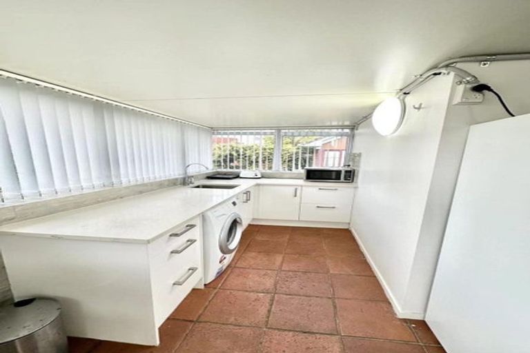 Photo of property in 128 Grafton Road, Grafton, Auckland, 1010