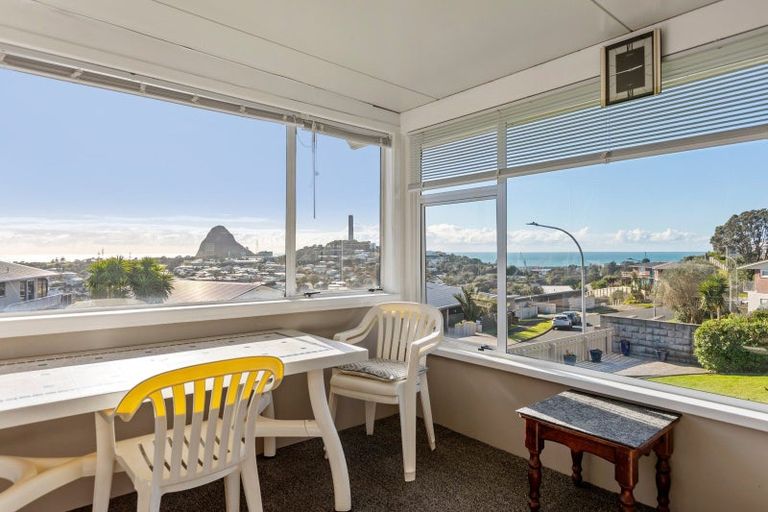 Photo of property in 24 Crownhill Street, Spotswood, New Plymouth, 4310