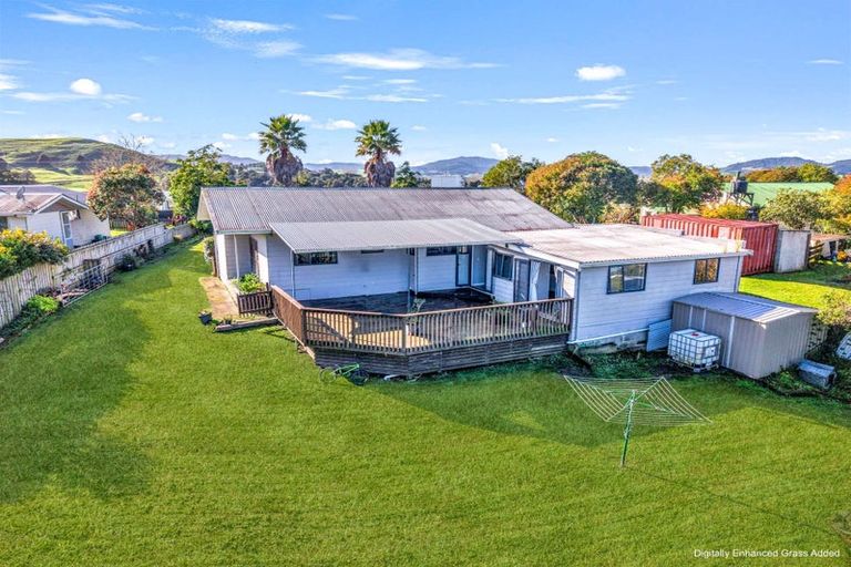 Photo of property in 8 Doctors Hill Road, Maungaturoto, 0520
