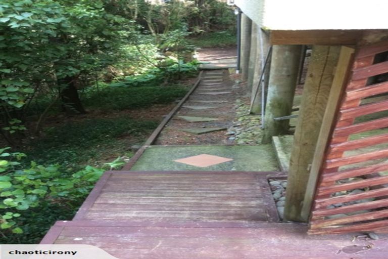 Photo of property in 17 Heathcote Place, Fitzherbert, Palmerston North, 4410