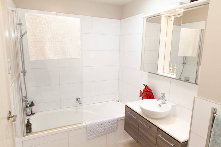 Photo of property in 43 Landmark Terrace, Orewa, 0931