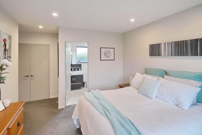 Photo of property in 40 Somerville Crescent, Aidanfield, Christchurch, 8025