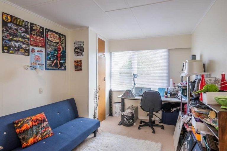 Photo of property in 3 Sunny Glen, Waikanae, 5036