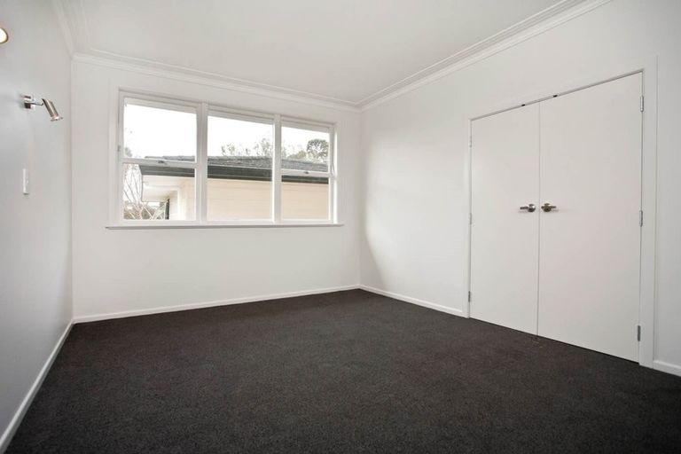 Photo of property in 31 Nutsey Avenue, Northcote, Auckland, 0627