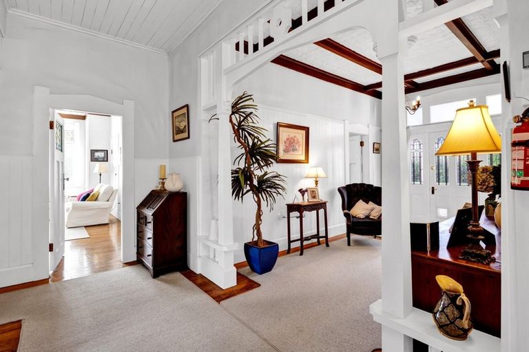 Photo of property in 54 Pembroke Road, Stratford, 4332