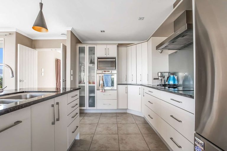 Photo of property in 52 Buxton Place, Ohauiti, Tauranga, 3112