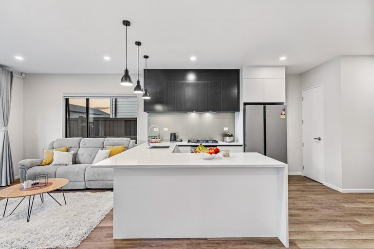 Photo of property in 17 Gecko Road, Hobsonville, Auckland, 0616