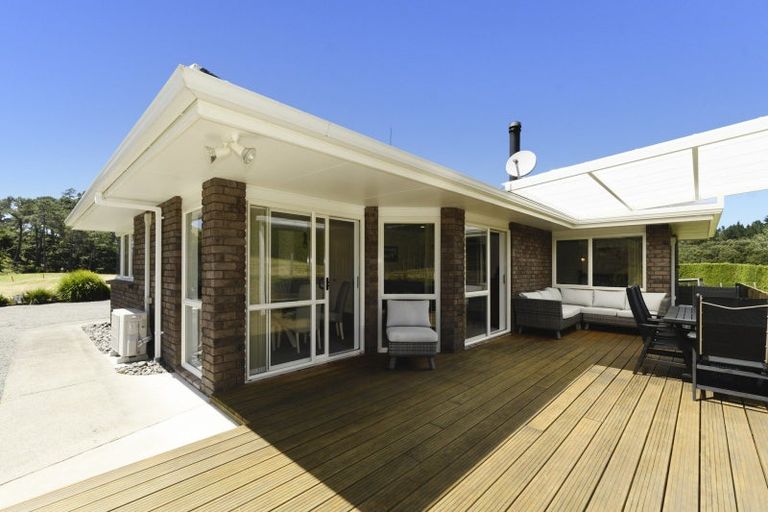 Photo of property in 100 Tebbutt Road, Lower Kaimai, Tauranga, 3171