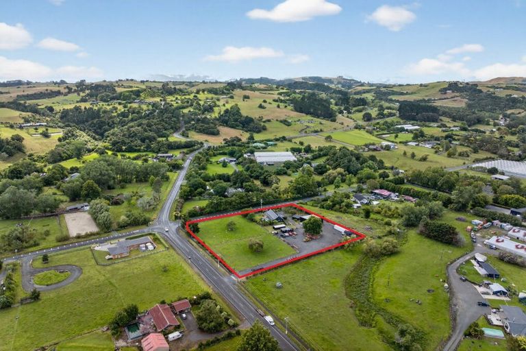 Photo of property in 10 Maxted Road, Ramarama, Drury, 2579