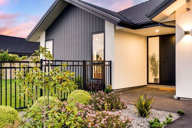 Photo of property in 34 Kirirua Avenue, Halswell, Christchurch, 8025