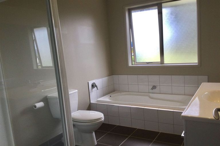 Photo of property in 258b Te Atatu Road, Te Atatu South, Auckland, 0610