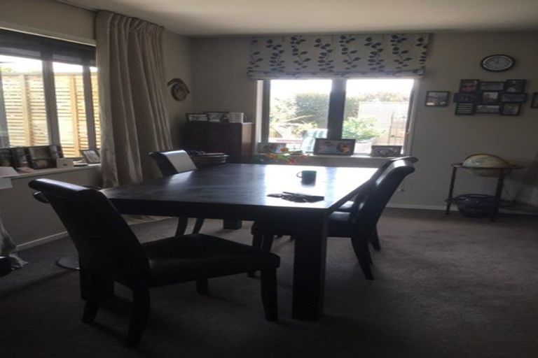 Photo of property in 43a Shortland Street, Wainoni, Christchurch, 8061