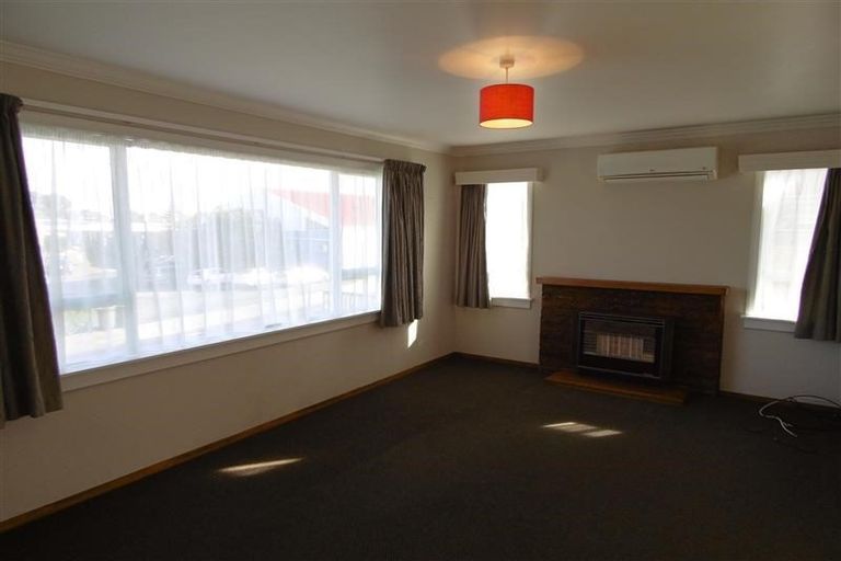 Photo of property in 7 Stuart Place, Blagdon, New Plymouth, 4310