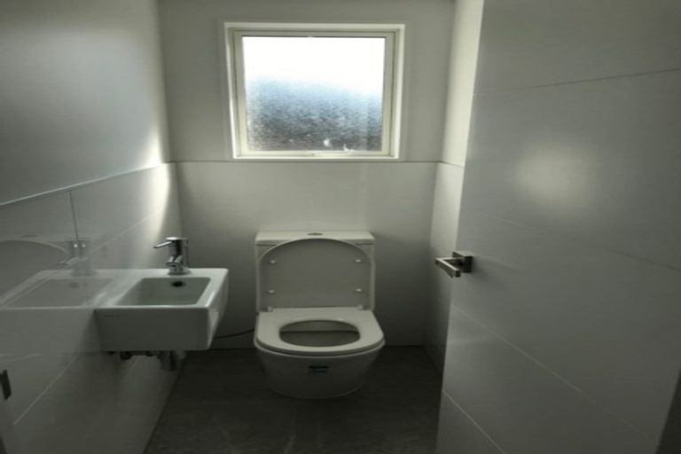 Photo of property in 20/10 Silver Moon Road, Albany Heights, Auckland, 0632