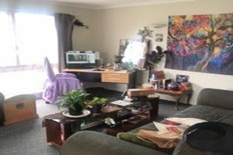 Photo of property in 27 Malta Crescent, South New Brighton, Christchurch, 8062