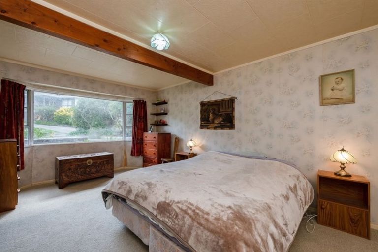 Photo of property in 95-97 Percy Dyett Drive, Karori, Wellington, 6012