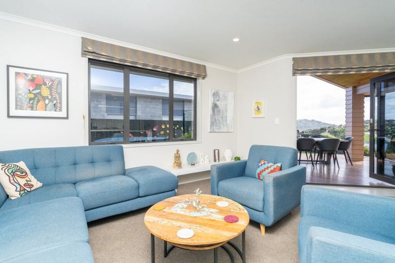 Photo of property in 10 Mahana Place, Raglan, 3225