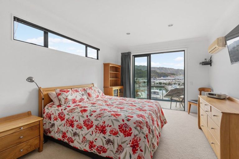 Photo of property in 41a Waikawa Road, Picton, 7220