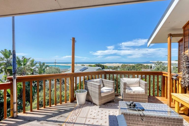 Photo of property in 21 Devon Street, Mangawhai Heads, Mangawhai, 0505