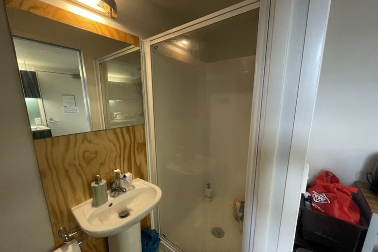 Photo of property in Urbane Apartments, 38/29 Webb Street, Mount Cook, Wellington, 6011