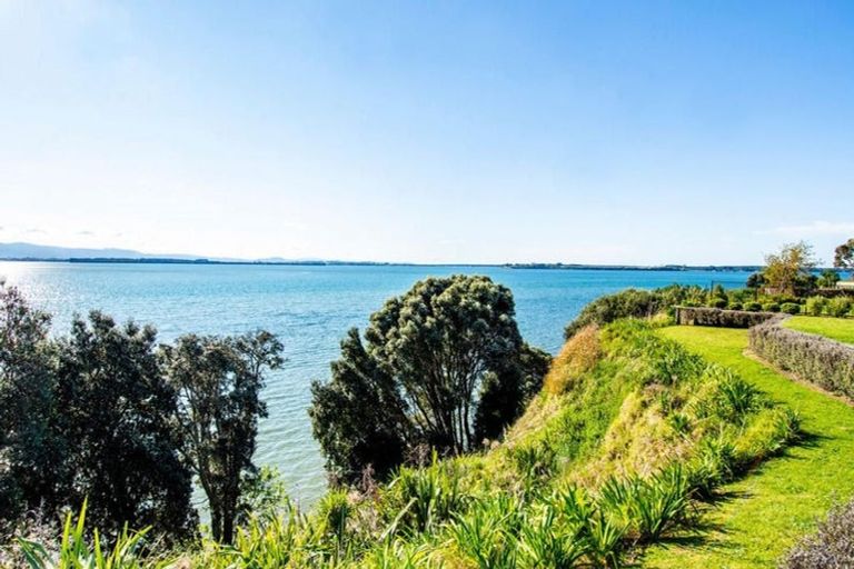 Photo of property in 135 Manuwai Drive, Matua, Tauranga, 3110