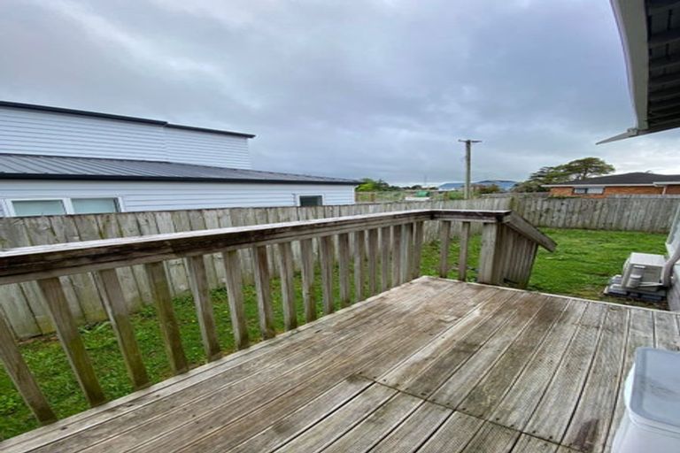 Photo of property in 110a Manuroa Road, Takanini, 2112