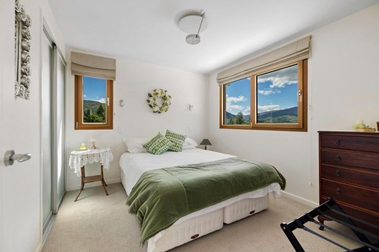 Photo of property in 6 Hodson Road, Bannockburn, Cromwell, 9384