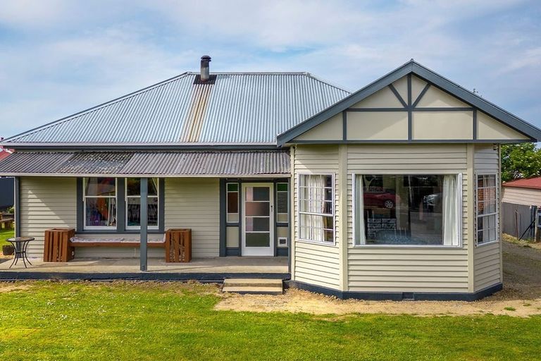 Photo of property in 8 George Street, Waimate, 7924