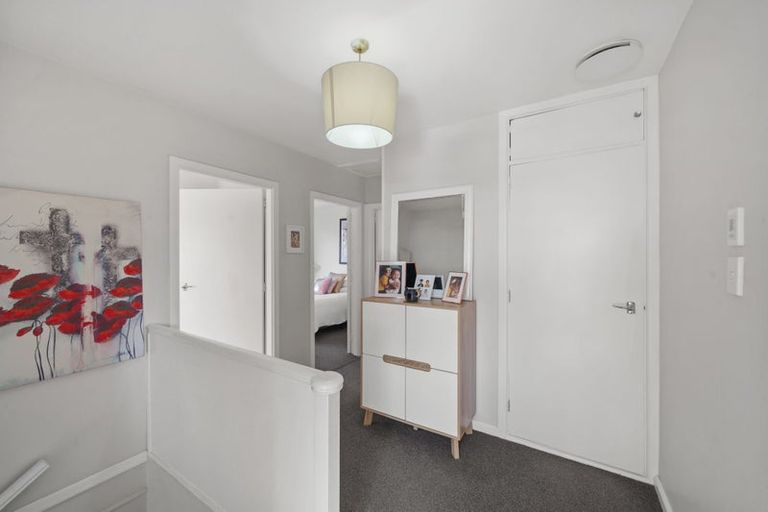 Photo of property in 198 Centaurus Road, Saint Martins, Christchurch, 8022