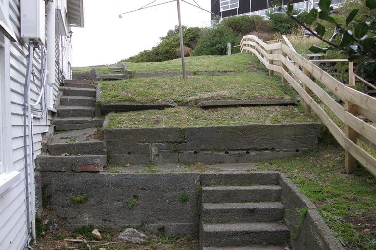 Photo of property in 24 Imperial Terrace, Melrose, Wellington, 6022