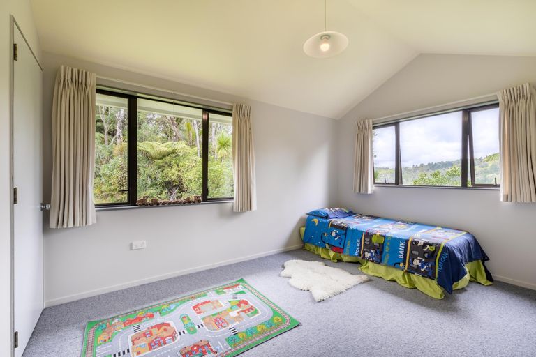 Photo of property in 133 Caton Road, Waitakere, Auckland, 0782