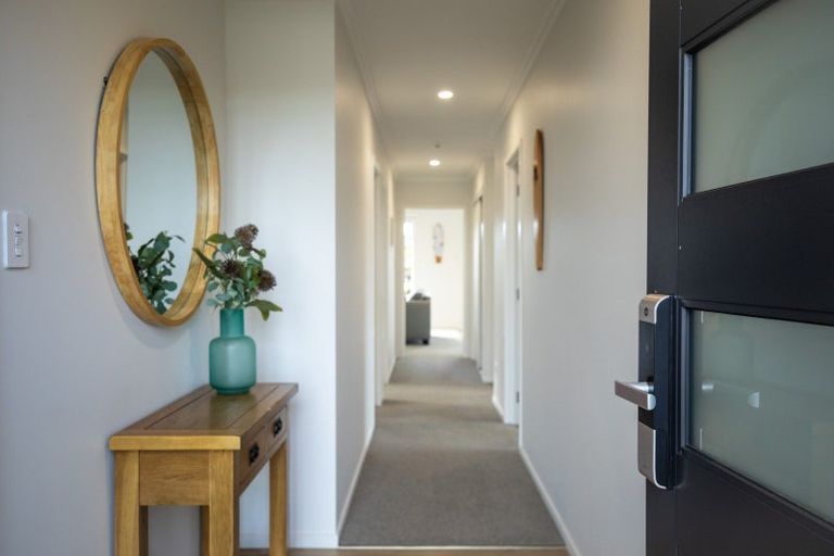 Photo of property in 6 Hapuapua Street, Raglan, 3225