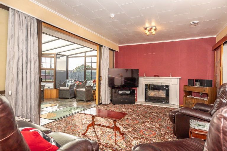 Photo of property in 38 Lyndhurst Street, Westport, 7825