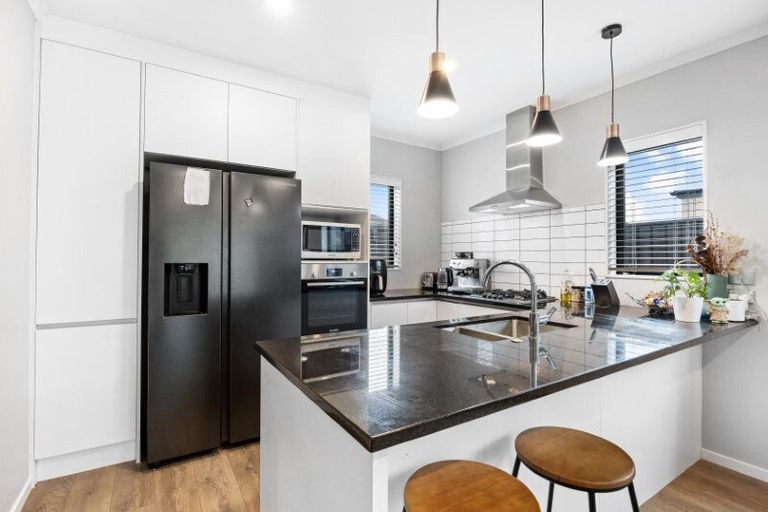 Photo of property in 7/15 Onukutara Place, Huntington, Hamilton, 3281