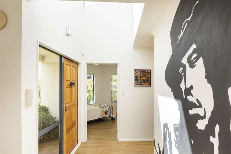 Photo of property in 31 Ruapehu Drive, Fitzherbert, Palmerston North, 4410