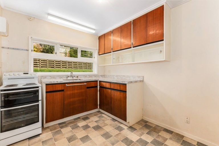 Photo of property in 1 Bede Grove, Tawa, Wellington, 5028