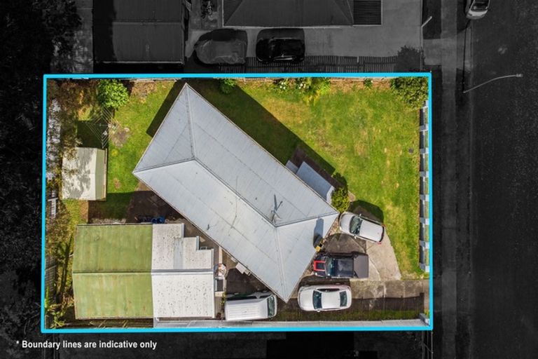 Photo of property in 17 Romney Place, Manurewa, Auckland, 2102