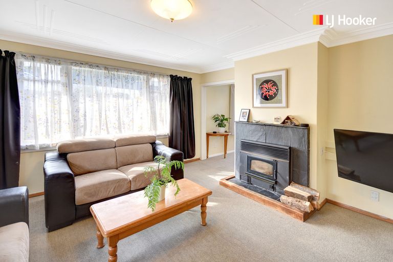 Photo of property in 35 County Road, Kaikorai, Dunedin, 9010