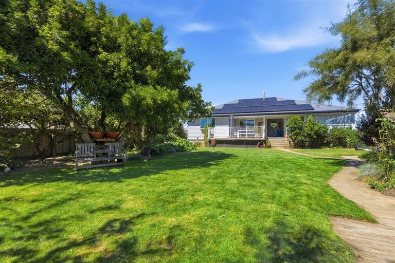 Photo of property in 72 Old Mill Road, Brooklyn, Motueka, 7198