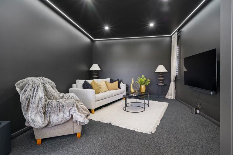 Photo of property in 9 Garland Lane, Leamington, Cambridge, 3432